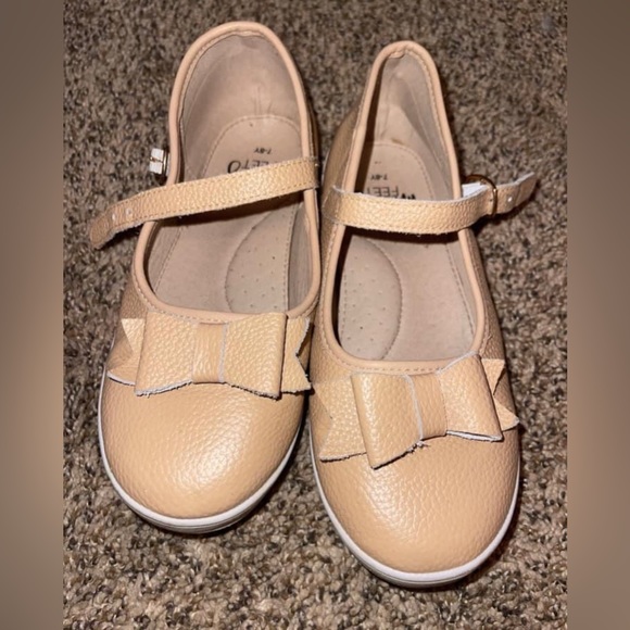 Girls shoes size 7/8 (see measurements) Monkey Feet brand - NWOT - Picture 1 of 2